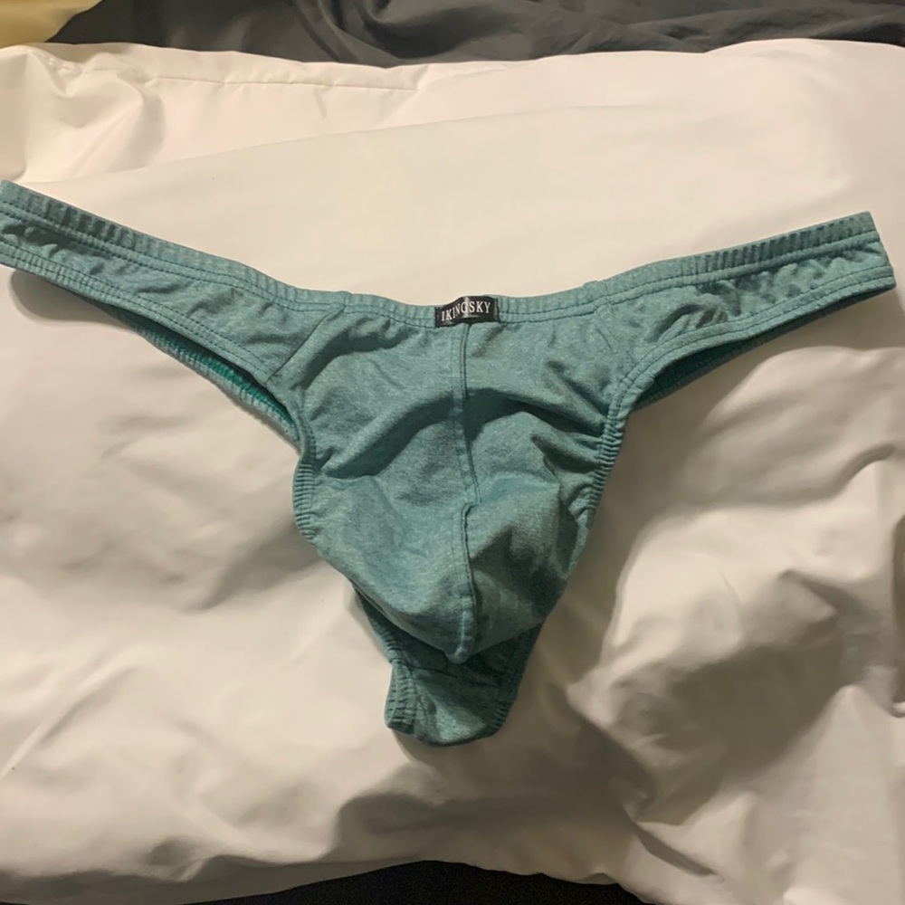 Ikingsky thong